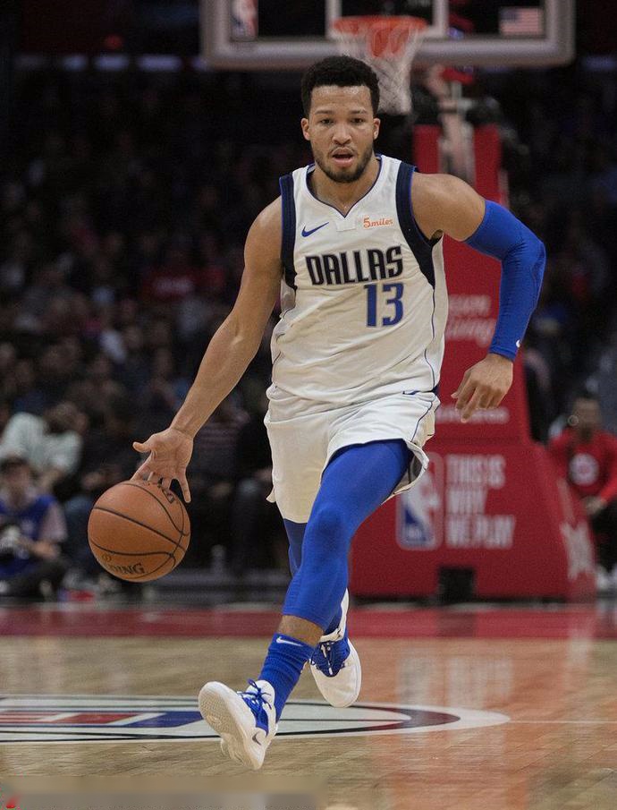 早在她10 早在她10